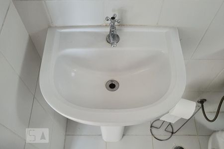 Banheiro de apartamento para alugar com 1 quarto, 33m² em Cambuci, São Paulo