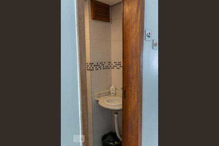 Lavabo de casa à venda com 4 quartos, 220m² em Partenon, Porto Alegre