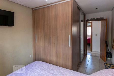 Casa à venda com 220m², 4 quartos e 3 vagasQuarto 3 - Suíte