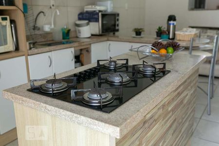 Casa à venda com 220m², 4 quartos e 3 vagasCozinha