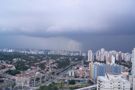 Vista da Sacada de apartamento para alugar com 1 quarto, 43m² em Jardim Aeroporto, São Paulo