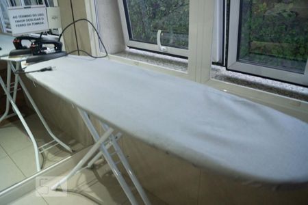 Apartamento para alugar com 43m², 1 quarto e 1 vaga Apartamento para alugar com 43m², 1 quarto e 1 vagaÁrea Comum - Lavanderia