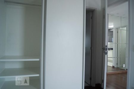 Quarto de apartamento para alugar com 1 quarto, 43m² em Jardim Aeroporto, São Paulo