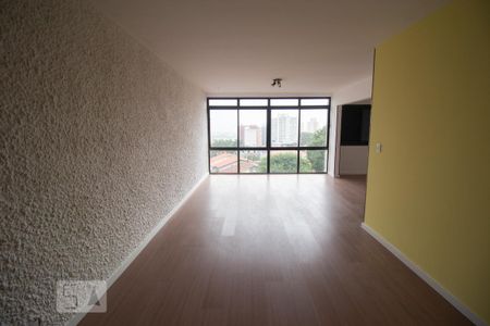 Apartamento à venda com 110m², 2 quartos e 1 vagaSala