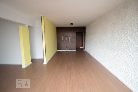Apartamento à venda com 110m², 2 quartos e 1 vagaSala