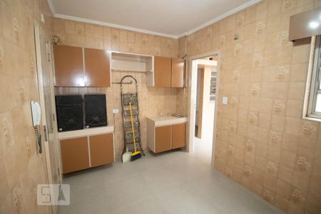 Apartamento à venda com 110m², 2 quartos e 1 vagaCozinha