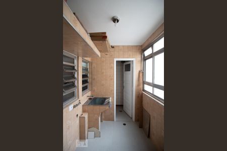 Apartamento à venda com 110m², 2 quartos e 1 vagaÁrea de Serviço