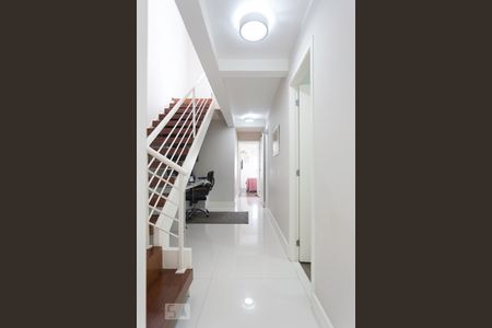 Corredor de apartamento à venda com 4 quartos, 275m² em Jardim das Vertentes, São Paulo