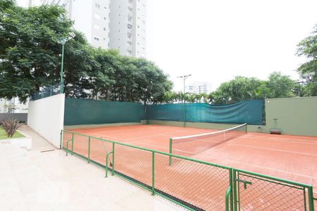 Apartamento à venda com 275m², 4 quartos e 3 vagas Apartamento à venda com 275m², 4 quartos e 3 vagasQuadra de Tênis 1