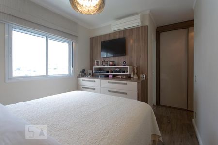 Apartamento à venda com 275m², 4 quartos e 3 vagas Apartamento à venda com 275m², 4 quartos e 3 vagasSuíte 1