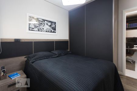 Apartamento à venda com 275m², 4 quartos e 3 vagas Apartamento à venda com 275m², 4 quartos e 3 vagasSuite 2