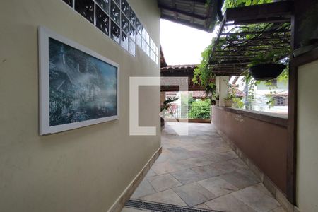 Casa de condomínio à venda com 200m², 2 quartos e 3 vagasDetalhe 