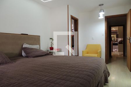 Casa de condomínio à venda com 200m², 2 quartos e 3 vagasQuarto Suíte