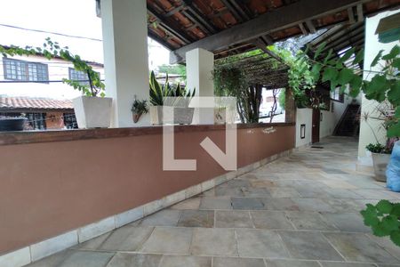 Casa de condomínio à venda com 200m², 2 quartos e 3 vagasVaranda