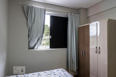 Quarto de apartamento para alugar com 1 quarto, 40m² em Jardim das Américas, Curitiba