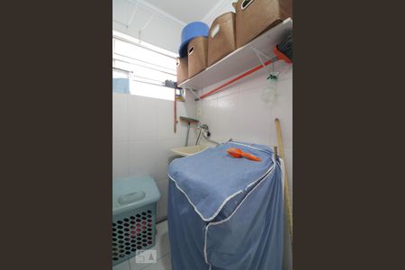 Casa à venda com 200m², 4 quartos e 3 vagas Casa à venda com 200m², 4 quartos e 3 vagasArea de serviço