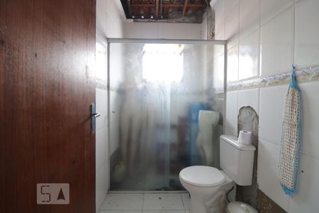 Casa à venda com 200m², 4 quartos e 3 vagas Casa à venda com 200m², 4 quartos e 3 vagasBanheiro 2