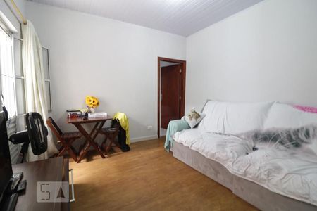 Casa à venda com 200m², 4 quartos e 3 vagas Casa à venda com 200m², 4 quartos e 3 vagasSala - casa 2