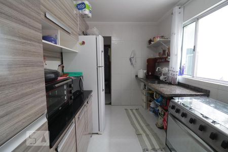 Casa à venda com 200m², 4 quartos e 3 vagas Casa à venda com 200m², 4 quartos e 3 vagasCozinha