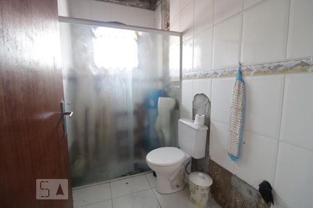 Casa à venda com 200m², 4 quartos e 3 vagas Casa à venda com 200m², 4 quartos e 3 vagasBanheiro 2