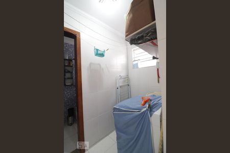 Casa à venda com 200m², 4 quartos e 3 vagas Casa à venda com 200m², 4 quartos e 3 vagasArea de serviço