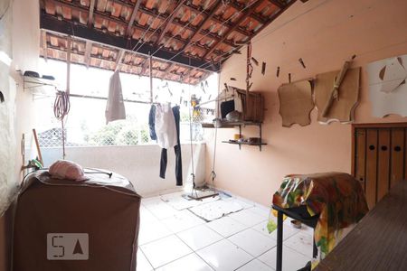 Casa à venda com 200m², 4 quartos e 3 vagas Casa à venda com 200m², 4 quartos e 3 vagasArea de serviço