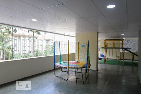 Apartamento à venda com 90m², 2 quartos e 1 vagaÁrea Comum - Playground