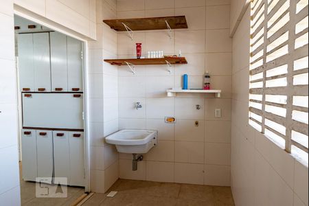 Apartamento à venda com 90m², 2 quartos e 1 vagaÁrea de Serviço