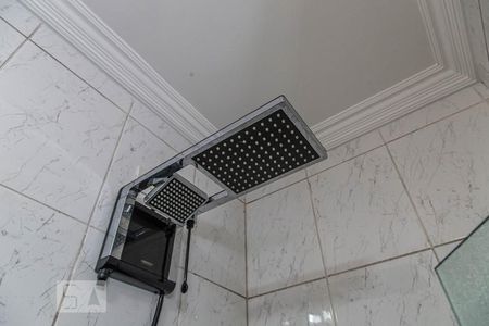 Casa à venda com 330m², 3 quartos e 2 vagasBanheiro da Suíte 2