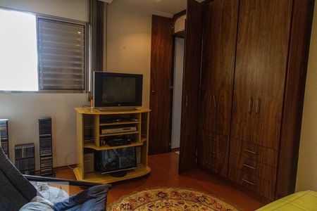 Casa à venda com 330m², 3 quartos e 2 vagasQuarto Suíte 3