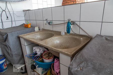 Casa à venda com 330m², 3 quartos e 2 vagasLavanderia