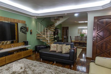 Sala de casa à venda com 3 quartos, 330m² em Vila Prudente, São Paulo