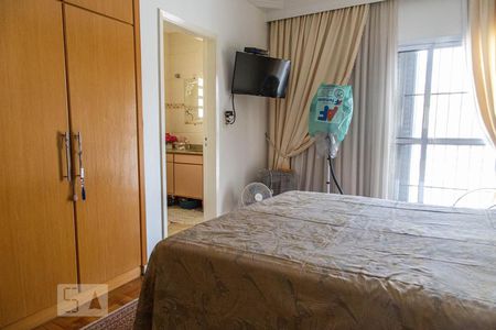 Casa à venda com 330m², 3 quartos e 2 vagasQuarto Suíte 1