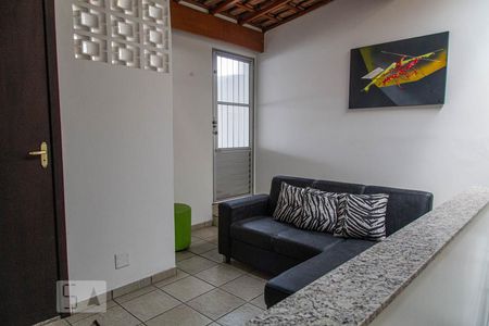 Casa à venda com 330m², 3 quartos e 2 vagasSala 2