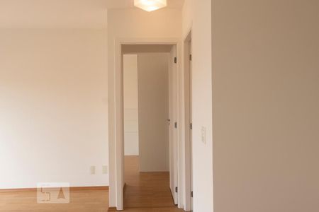 Corredor de apartamento para alugar com 1 quarto, 55m² em Chácara Santo Antônio (zona Sul), São Paulo