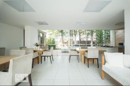 Apartamento para alugar com 55m², 1 quarto e 1 vagaÁrea comum - Salão de festas