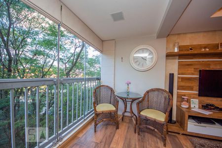 Apartamento para alugar com 86m², 2 quartos e 2 vagas Apartamento para alugar com 86m², 2 quartos e 2 vagasvaranda da sala com churrasqueira