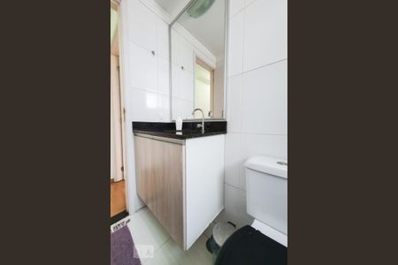 Apartamento à venda com 51m², 2 quartos e 1 vaga Apartamento à venda com 51m², 2 quartos e 1 vagaBanheiro