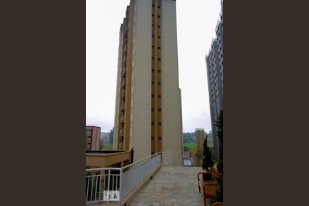 Apartamento à venda com 51m², 2 quartos e 1 vaga Apartamento à venda com 51m², 2 quartos e 1 vagaFachada