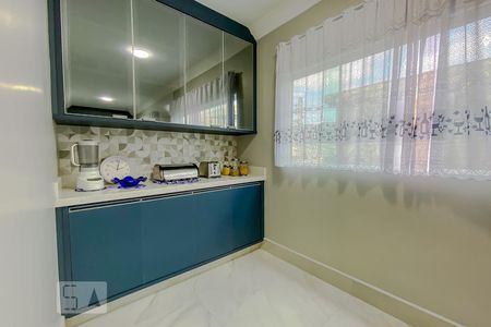 Casa à venda com 328m², 4 quartos e 6 vagasCozinha