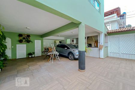Casa à venda com 328m², 4 quartos e 6 vagasGaragem