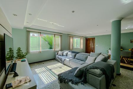 Sala de casa à venda com 4 quartos, 328m² em Vila Esperança, São Paulo