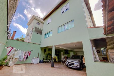 Casa à venda com 328m², 4 quartos e 6 vagasGaragem