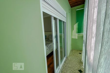 Casa à venda com 328m², 4 quartos e 6 vagasVaranda Suite