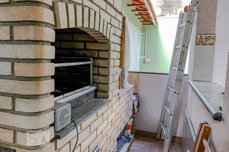 Casa à venda com 328m², 4 quartos e 6 vagasÁrea comum - Churrasqueira