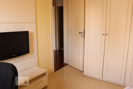 Apartamento à venda com 115m², 3 quartos e 3 vagasquarto 1