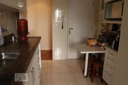 Apartamento à venda com 115m², 3 quartos e 3 vagasCozinha