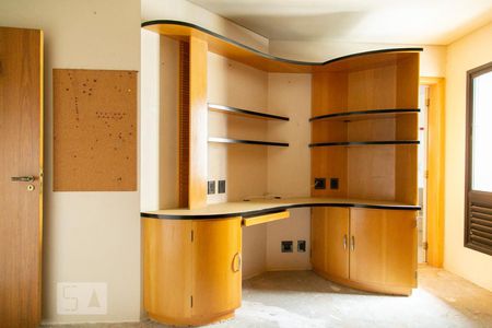 Apartamento para alugar com 285m², 4 quartos e 4 vagas Apartamento para alugar com 285m², 4 quartos e 4 vagasSuíte 3