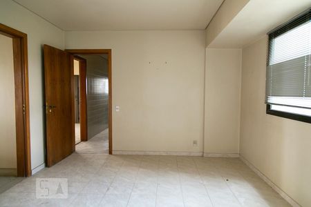 Apartamento para alugar com 285m², 4 quartos e 4 vagas Apartamento para alugar com 285m², 4 quartos e 4 vagasSala de jantar