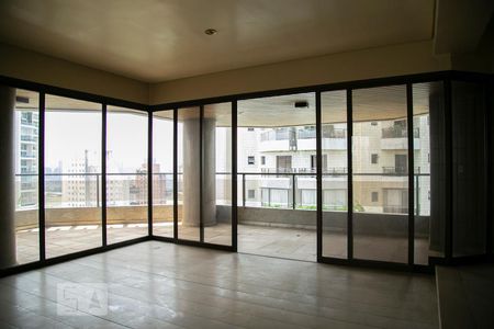 Sala de apartamento para alugar com 4 quartos, 285m² em Paraíso do Morumbi, São Paulo